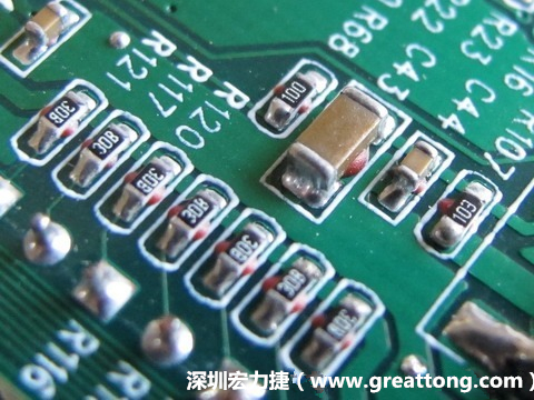 何謂SMT「紅膠」制程？什么時(shí)候該用紅膠呢？有何限制呢？