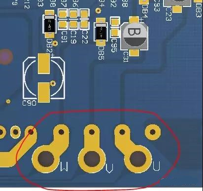 PCB設(shè)計不僅可以將PCB實現(xiàn)為即插即用的插件，而且可以增加焊料的厚度以達(dá)到過大電流的目的。