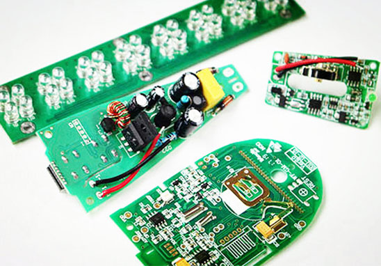 為什么PCB板顏色絕大多數(shù)都是綠色的？